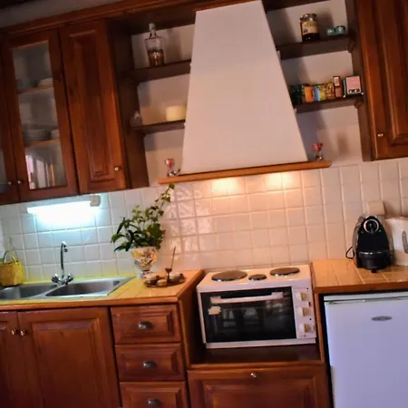 Stone Traditional Up To 6 People Vizitsa